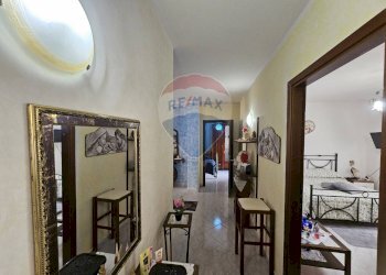 Hall / corridoio - Quadrilocale Fortunato Arena
 
7, Montecorvino Pugliano - foto 36