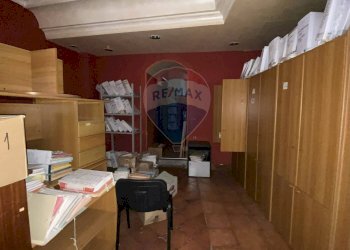 Ufficio - Locale Commerciale via umberto
 
59, Graniti - foto 20