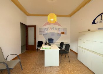 Ufficio - Casa indipendente Via Libertà
 
164, Linguaglossa - foto 11
