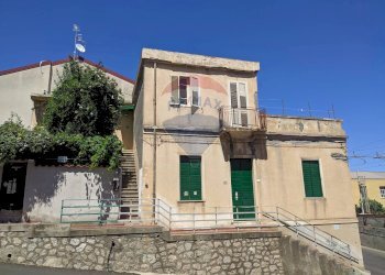 Casa all\'aperto - Casa semi indipendente Via delle colline
 
6, Santa Teresa di Riva - foto 1