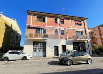 esterno - Casa indipendente Via Bulgarelli
 
34, Ferrara - foto 10