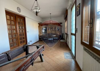 soggiorno 1 piano - Casa indipendente Via Bulgarelli
 
34, Ferrara - foto 4