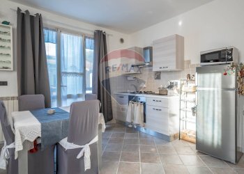 Cucina - Bilocale Viale Raffaello Sanzio
 
180a, Comacchio - foto 3