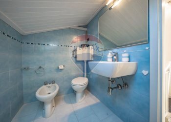 Bagno - Bilocale Viale Raffaello Sanzio
 
180a, Comacchio - foto 22