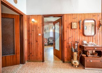 Hall / corridoio - Casa indipendente Via Ruffetta
 
85, Tresignana - foto 10