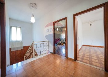 Hall / corridoio - Casa indipendente Via Ruffetta
 
85, Tresignana - foto 13