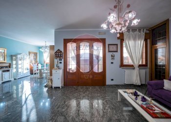 Soggiorno - Appartamento Via Antonio Gramsci
 
27, Goro - foto 3