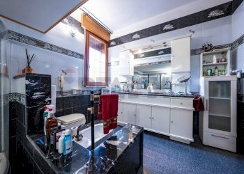 Cucina - Appartamento Via Antonio Gramsci
 
27, Goro - foto 20