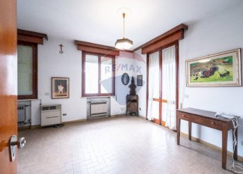 Stanza vuota - Independent house VIALE DELLA LIBERTA'
 
30, Boretto - photo 8