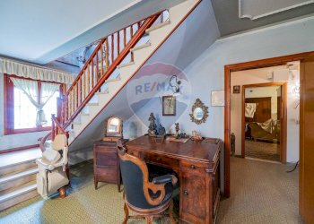 Scale - Independent house VIALE DELLA LIBERTA'
 
30, Boretto - photo 23