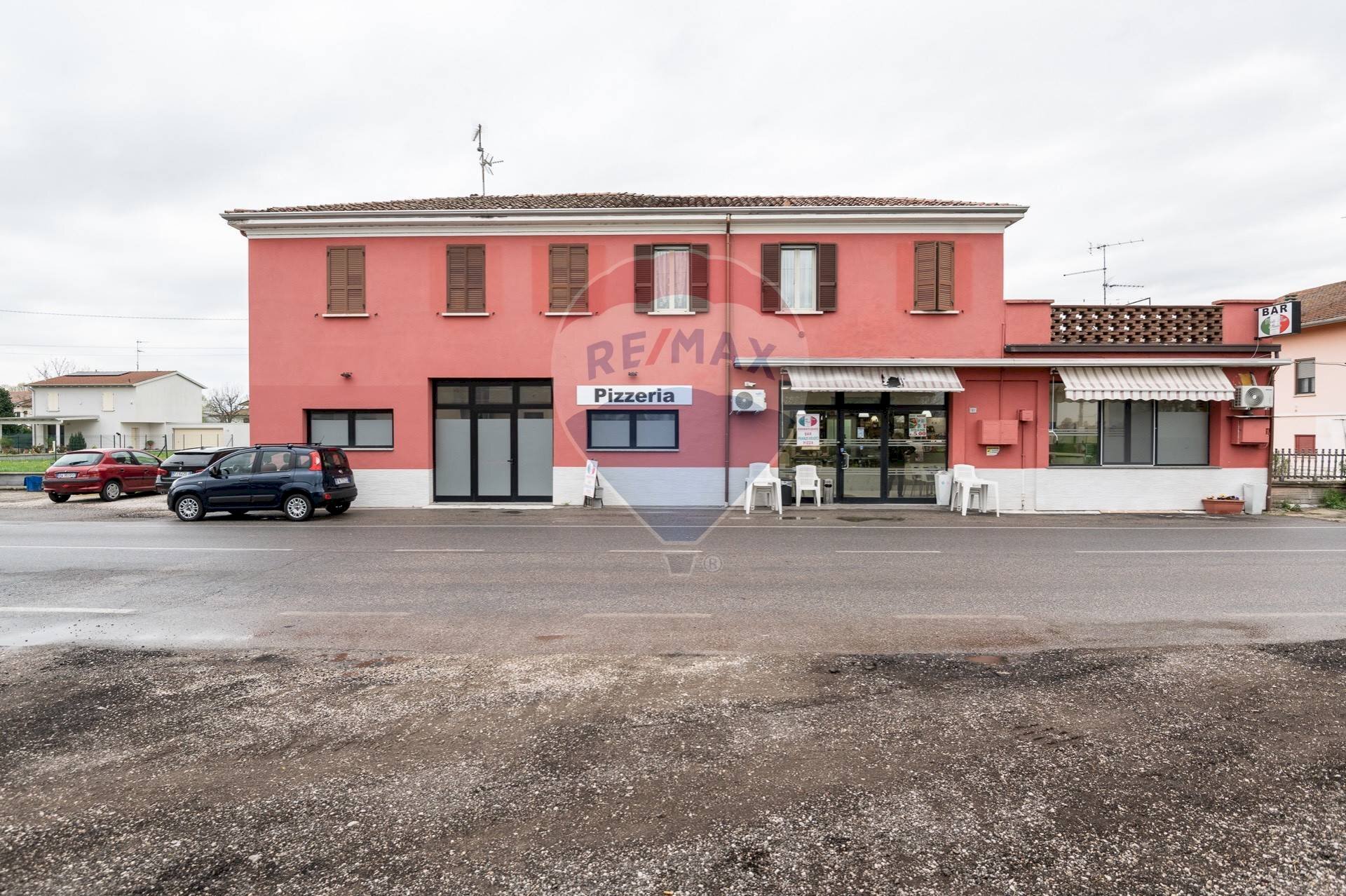 Edificio all\'aperto - Locale Commerciale Viadana - foto 3