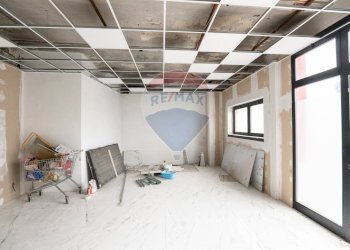 Non correlato - Locale Commerciale Viadana - foto 10