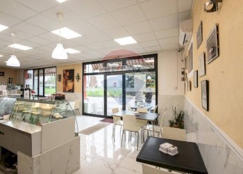 Ricezione / Lobby - Locale Commerciale Viadana - foto 11