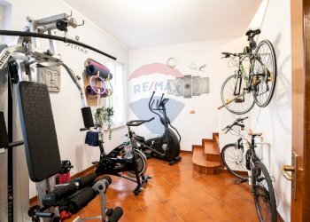 Palestra - Quadrilocale via Giacomo Leopardi
 
77, Viadana - foto 28