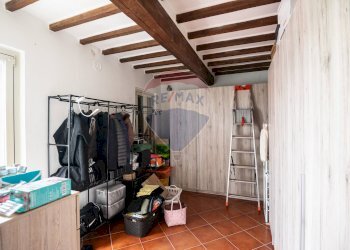 Cabina armadio - Quadrilocale via Giacomo Leopardi
 
77, Viadana - foto 40