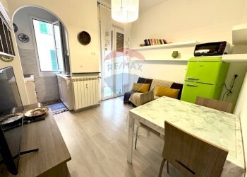 Sala da pranzo - Two-room apartment Via Maria Solari
 
5, Savona - photo 2