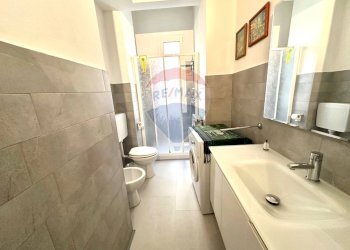 Bagno - Two-room apartment Via Maria Solari
 
5, Savona - photo 5