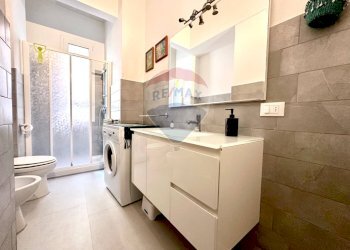 Bagno - Two-room apartment Via Maria Solari
 
5, Savona - photo 8