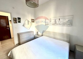 Camera / camera da letto - Two-room apartment Via Maria Solari
 
5, Savona - photo 18