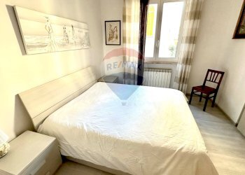 Camera / camera da letto - Two-room apartment Via Maria Solari
 
5, Savona - photo 20