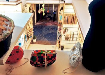 Dettagli - Locale Commerciale Via Fuoro
 
31, Sorrento - foto 8