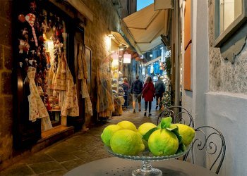 Cabina armadio - Locale Commerciale Via Fuoro
 
31, Sorrento - foto 16