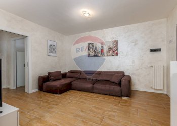 Soggiorno - Trilocale VIA AMERIGO VESPUCCI
 
48, Grassobbio - foto 8