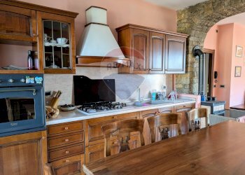 Cucina - Quadrilocale Breno - foto 11