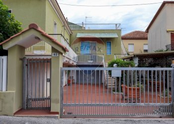 Casa all\'aperto - Independent house Via Marianna Marinelli
 
62, Montesilvano - photo 13