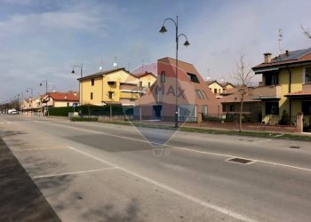 Edificio all\'aperto - Terreno edificabile Via Enrico Berlinguer, Occhiobello - foto 1