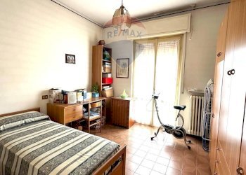 Camera / camera da letto - Casa semi indipendente VIA Papa Giovanni XXIII
 
30, Cerano - foto 8