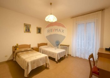 Camera / camera da letto - Casa semi indipendente VIA Papa Giovanni XXIII
 
30, Cerano - foto 13