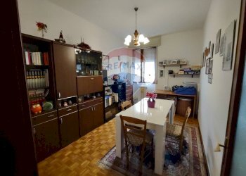 Sala da pranzo - Quadrilocale Via Albino Cei
 
10, Sannazzaro de' Burgondi - foto 5