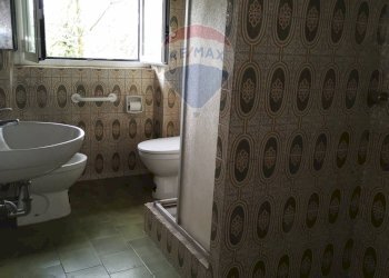 Bagno - Independent house via San Zeno
 
8, Stradella - photo 17
