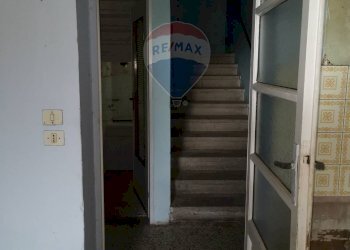 Scale - Independent house via San Zeno
 
8, Stradella - photo 27