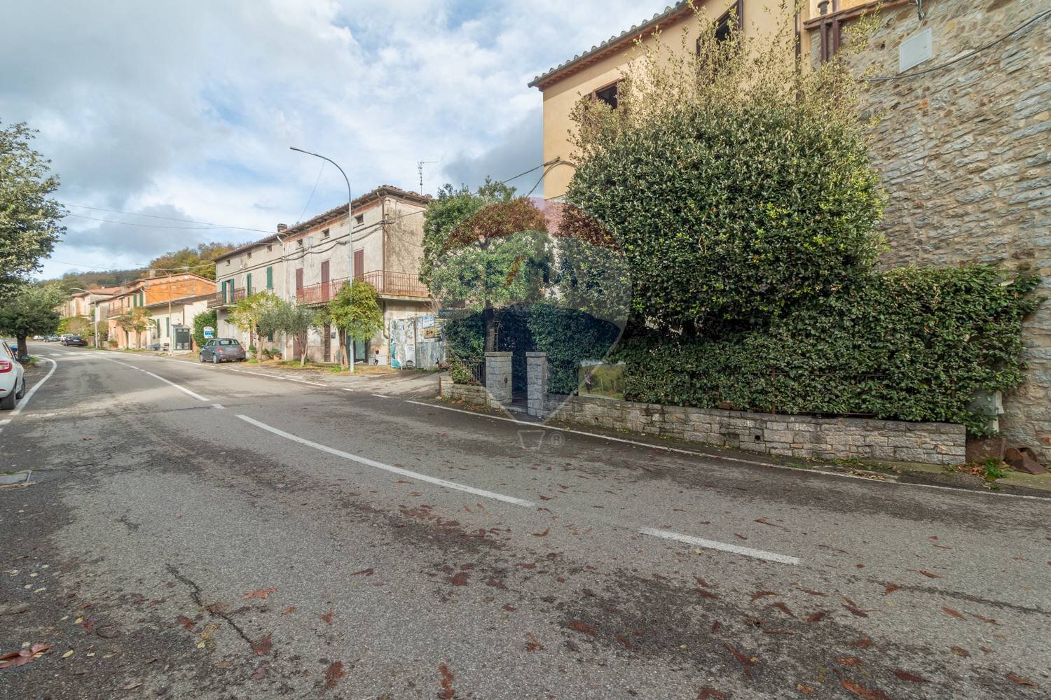 Edificio all\'aperto - Trilocale Semproniano - foto 3