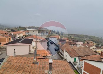 Edificio all\'aperto - Casa indipendente Flumeri - foto 3