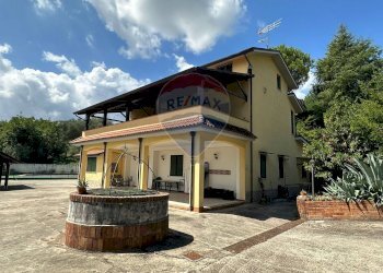 Casa all\'aperto - Villa Ceppaloni - foto 1