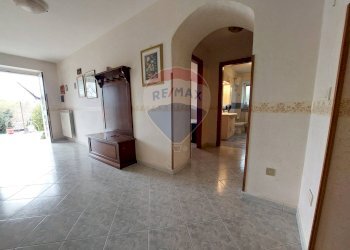 Hall / corridoio - Casa semi indipendente San Leucio del Sannio - foto 9