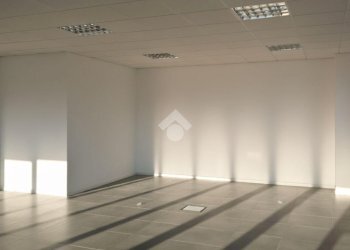 Box Via G. Agnini, Mirandola - foto 1