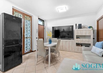 Foto 5 - Bilocale Via Caglio
 
15, Lesmo - foto 5