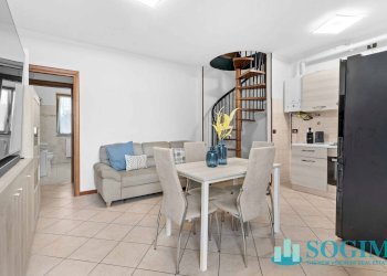 Foto 6 - Bilocale Via Caglio
 
15, Lesmo - foto 6