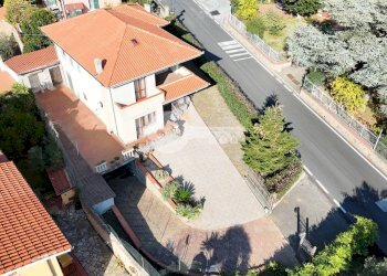 Foto 6 - Villa via nuova
 
61, Cisano sul Neva - foto 6