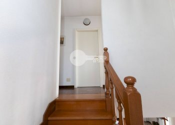 Foto 42 - Villa via nuova
 
61, Cisano sul Neva - foto 42