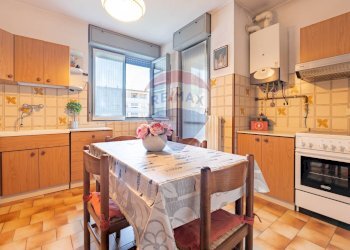 Cucina - Trilocale Via Mameli
 
11, Monza - foto 3