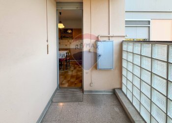 Balcone - Trilocale Via Mameli
 
11, Monza - foto 7