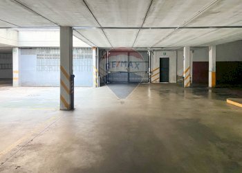 Parcheggio - Trilocale Via Mameli
 
11, Monza - foto 44