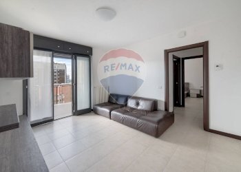 Soggiorno - Bilocale Via Pesaro
 
19, Milano - foto 17