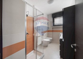 Bagno - Bilocale Via Pesaro
 
19, Milano - foto 22