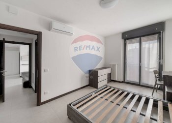 Camera / camera da letto - Bilocale Via Pesaro
 
19, Milano - foto 25